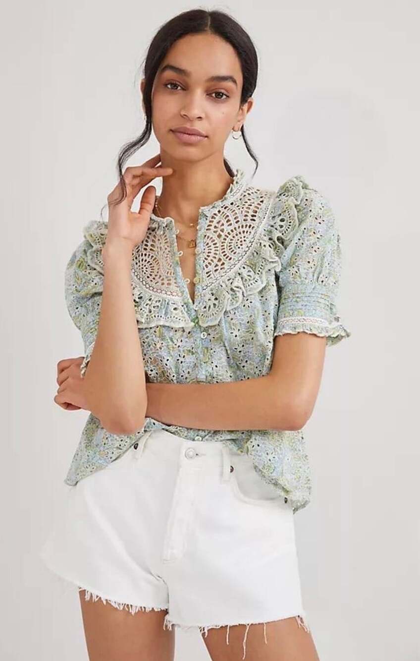 Love The Label Dreamer Ruffled Eyelet Blouse Size M Blue